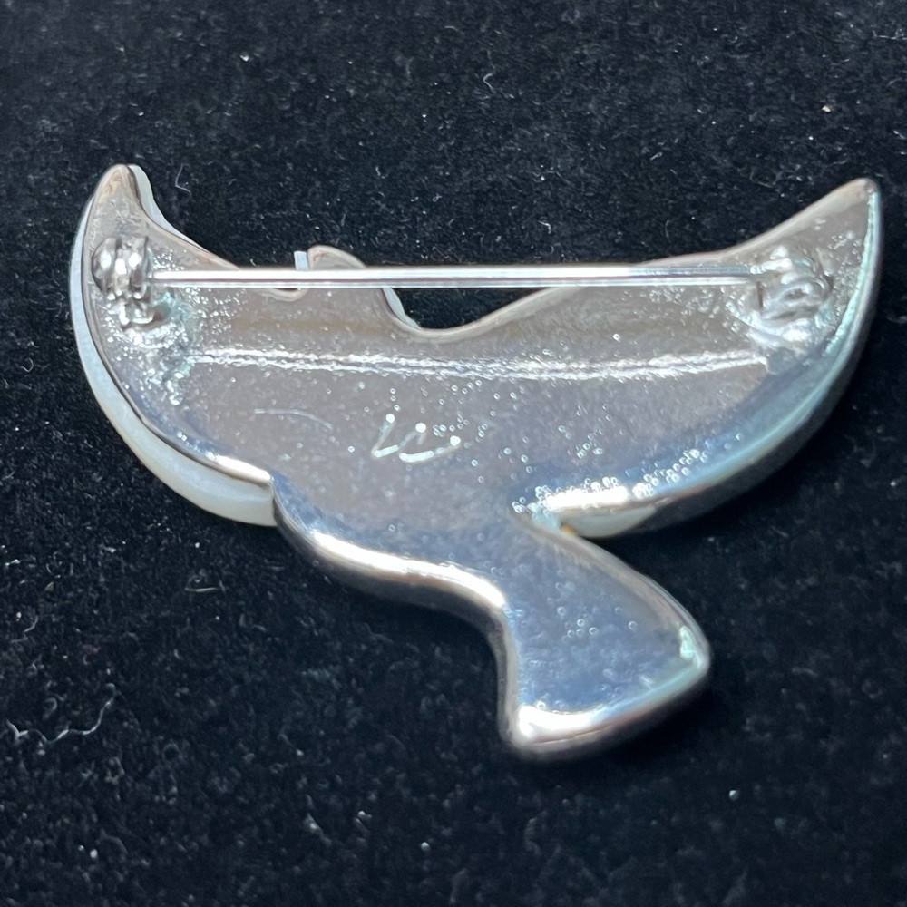 101 Liz Claiborne Mother of Pearl Mosaic Peace Dove Brooch - Picture 2 of 2